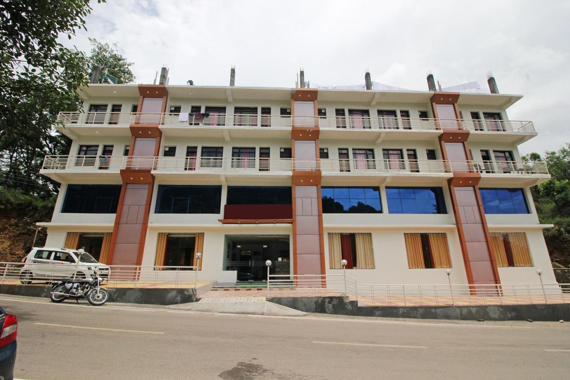 Oyo Hotel Chandni Dharamshala Luaran gambar